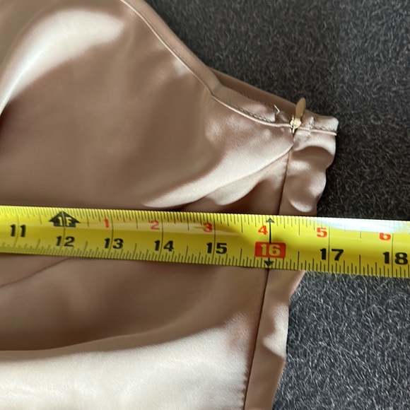 Women’s prom/bridesmaid dress; size med - Picture 8 of 9